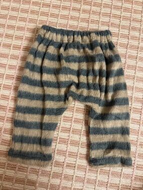 Super chic, cool and comfy knit pants 18mo